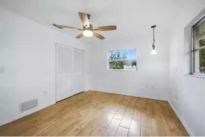 125 Mimosa Drive, Sarasota, FL 34232 - Photo 16