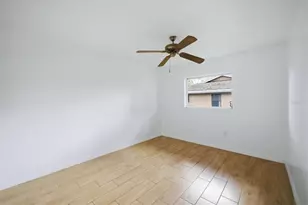 125 Mimosa Dr, Sarasota, FL 34232 - Photo 18