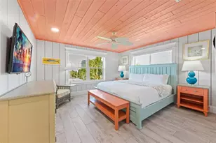 106 81st St, Holmes Beach, FL 34217 - Photo 14