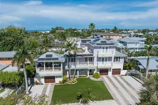 106 81st St, Holmes Beach, FL 34217 - Photo 2