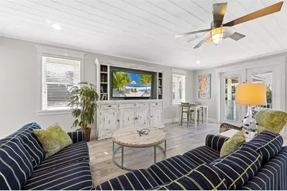 106 81st Street, Holmes Beach, FL 34217 - Photo 4