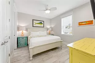 106 81st St, Holmes Beach, FL 34217 - Photo 18