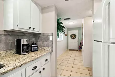 304 47th Avenue Drive W #313, Bradenton, FL 34207 - Photo 6