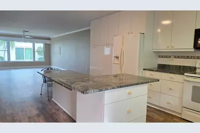 9711 Santa Maria Court #9711, Bradenton, FL 34210 - Photo 10