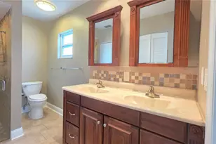 9711 Santa Maria Ct, Bradenton, FL 34210 - Photo 18