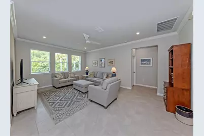 20261 Symphony Place, Venice, FL 34293 - Photo 8