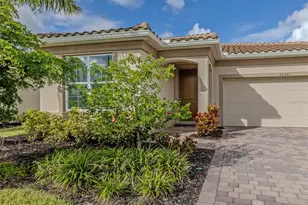 20261 Symphony Pl, Venice, FL 34293 - Photo 4