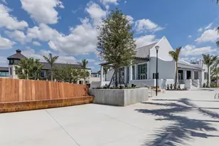 20261 Symphony Pl, Venice, FL 34293 - Photo 68