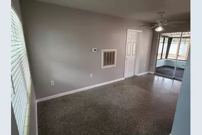 6017 43rd Avenue N, Saint Petersburg, FL 33709 - Photo 6