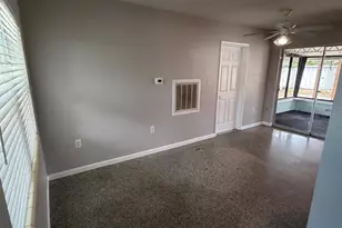 6017 43rd Ave N, Saint Petersburg, FL 33709 - Photo 6