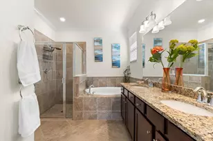 12501 Cinqueterre Dr, Venice, FL 34293 - Photo 18