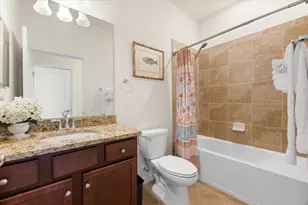 12501 Cinqueterre Dr, Venice, FL 34293 - Photo 24
