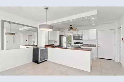 777 John Ringling Boulevard #2, Sarasota, FL 34236 - Photo 12
