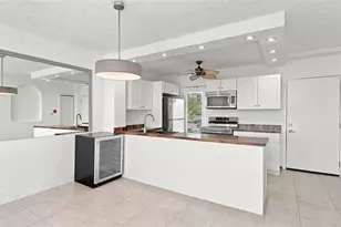 777 John Ringling Blvd, Sarasota, FL 34236 - Photo 12