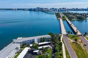 777 John Ringling Blvd, Sarasota, FL 34236 - Photo 2