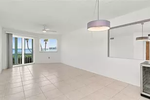777 John Ringling Blvd, Sarasota, FL 34236 - Photo 14