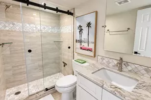 954 La Costa Cir, Sarasota, FL 34237 - Photo 22