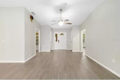 3905 Sandpointe Drive, Bradenton, FL 34205 - Photo 10