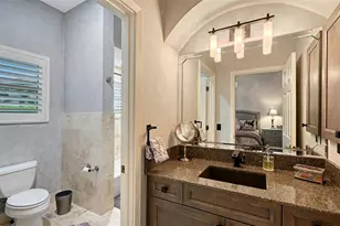 8866 Bloomfield Blvd, Sarasota, FL 34238 - Photo 52