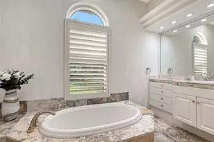 8866 Bloomfield Blvd, Sarasota, FL 34238 - Photo 48