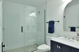 2408 Hillview St, Sarasota, FL 34239 - Photo 8