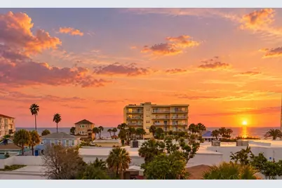 13418 1st Street E, Madeira Beach, FL 33708 - Photo 4