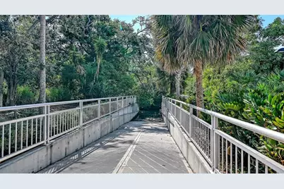 1677 Devonshire Lane, Sarasota, FL 34236 - Photo 10