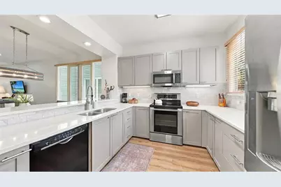 539 Forest Way #539, Longboat Key, FL 34228 - Photo 20