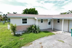 160 Francis Dr NE, Port Charlotte, FL 33952 - Photo 6