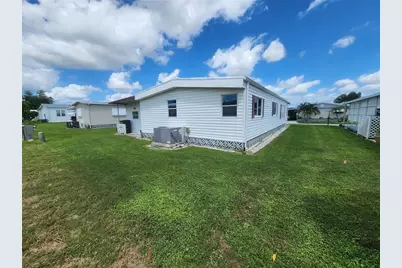 808 53rd Avenue E #234, Bradenton, FL 34203 - Photo 4