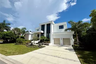 510 Golf Links Ln, Longboat Key, FL 34228 - Photo 4