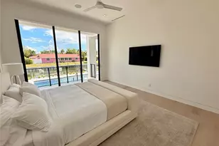 510 Golf Links Ln, Longboat Key, FL 34228 - Photo 22