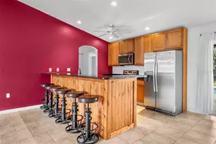 209 Broadmoor Ln, Rotonda West, FL 33947 - Photo 6