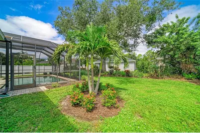 12105 Beeflower Drive, Lakewood Ranch, FL 34202 - Photo 34