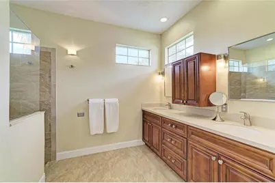 12105 Beeflower Drive, Lakewood Ranch, FL 34202 - Photo 18