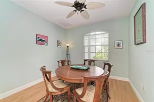 12105 Beeflower Dr, Lakewood Ranch, FL 34202 - Photo 8