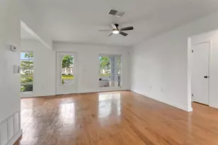 3403 41st St W, Bradenton, FL 34205 - Photo 10