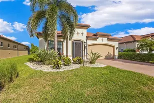 9817 Marbella Dr, Bradenton, FL 34211 - Photo 8