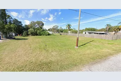 119 Jessica Street N, Nokomis, FL 34275 - Photo 2