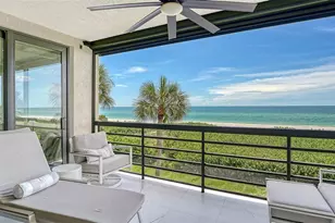 5461 Gulf of Mexico Dr, Longboat Key, FL 34228 - Photo 10