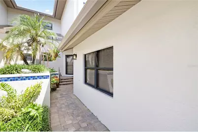 5239 Heron Way #102, Sarasota, FL 34231 - Photo 4