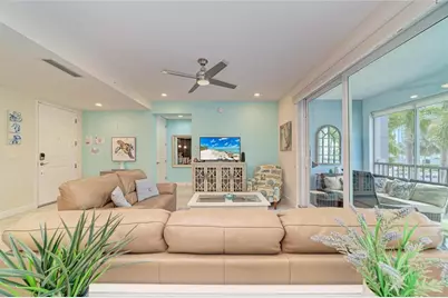 391 Aruba Circle #101, Bradenton, FL 34209 - Photo 10