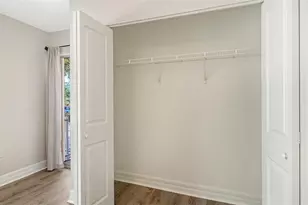 3360 S Osprey Ave, Sarasota, FL 34239 - Photo 16