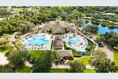 7047 Vilamoura Place, Lakewood Ranch, FL 34202 - Photo 42