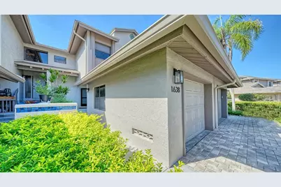 1638 Starling Drive #105, Sarasota, FL 34231 - Photo 4