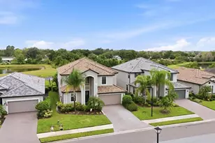 11106 Copperlefe Dr, Bradenton, FL 34212 - Photo 4