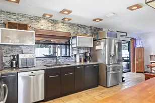 624 St Andrews Dr, Sarasota, FL 34243 - Photo 22