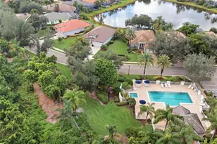 7029 Lennox Pl, University Park, FL 34201 - Photo 52