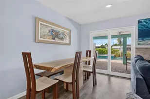 3708 Royal Palm Dr, Bradenton, FL 34210 - Photo 12