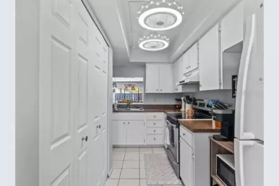 7364 Cloister Drive #7364, Sarasota, FL 34231 - Photo 6